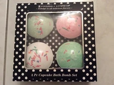 Measurable Difference 4 Pc Cupcake Bath Bomb Set