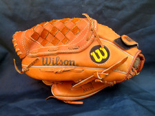 WILSON GEORGE BRETT SNAP ACTION SIGNATURE MODEL A2126 BASEBALL GLOVE LEFT HANDED