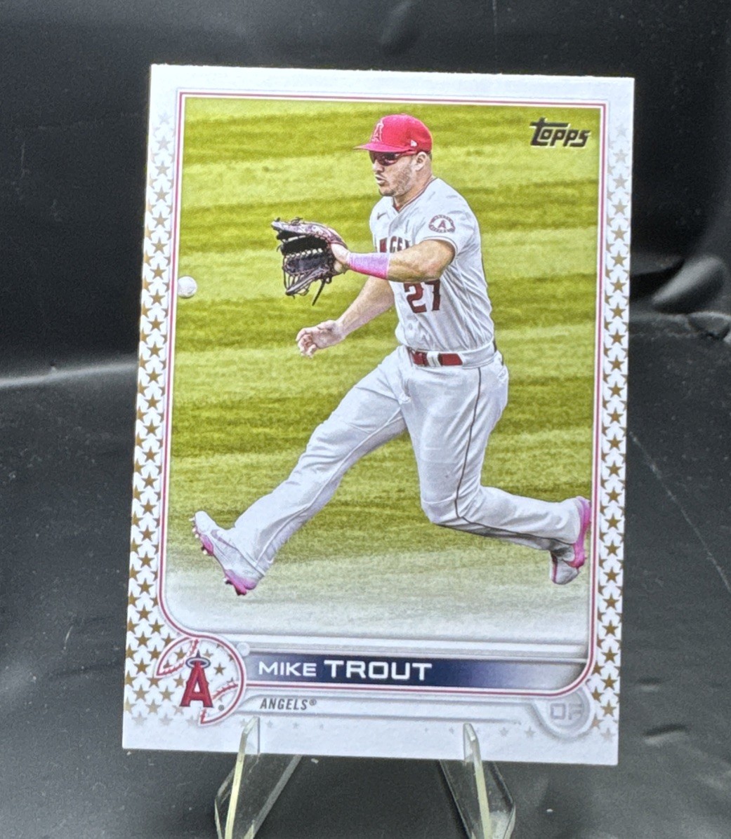 2022 Topps Gold Star # 27 Mike Trout - Los Angeles Angels