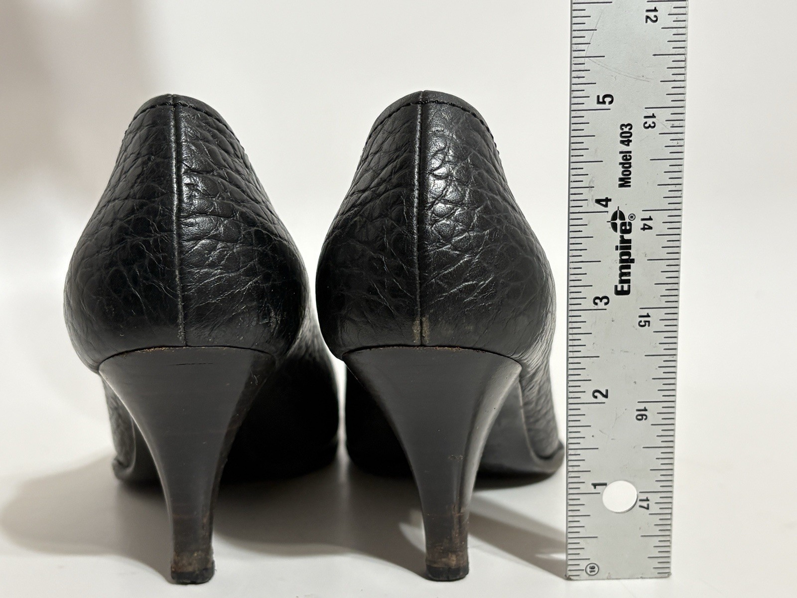 Vtg Prada Black Croc-Embossed Leather Gold Carabiner Heels 36.5 thumbnail 10