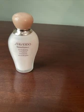 SHISEIDO Benefiance Revitalizing Emulsion .5 Oz.   15ml -NEW-
