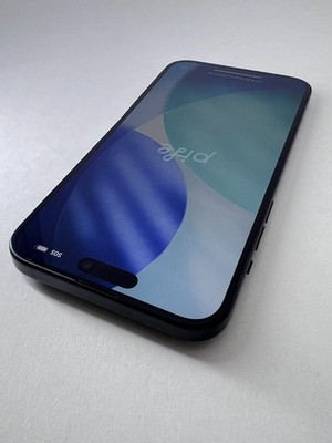 Apple iPhone 15 Plus - 128 GB - Black (Unlocked) *READ DESCRIPTION