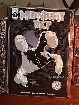 2021 Midnight Sky 1 Black Glow In The Dark - Signed Comic 9.6 Hero Grader NM-M