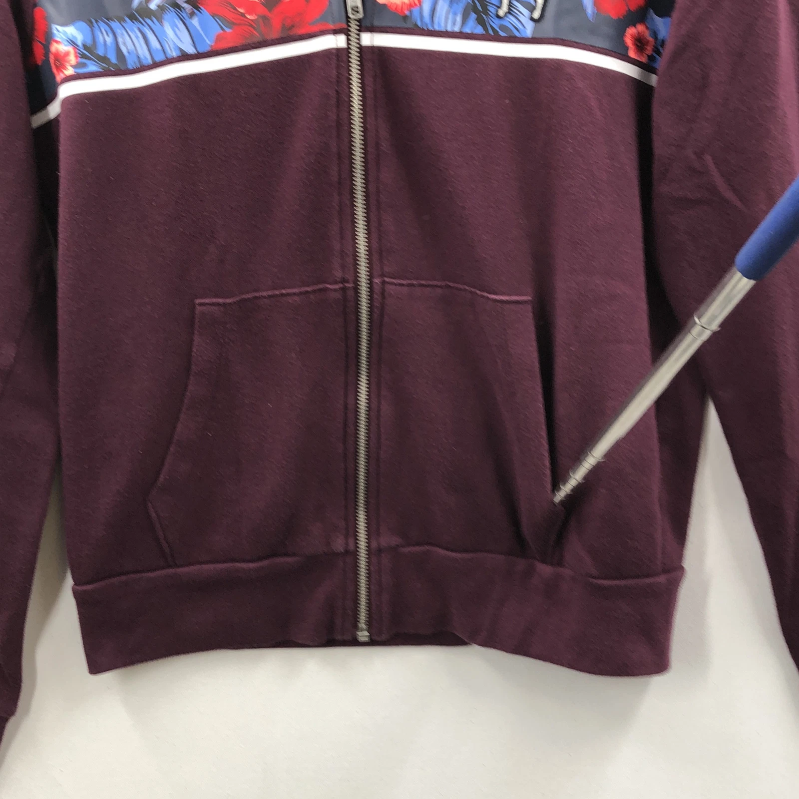 UNDERCOVER Felpa con cappuccio da donna viola pile floreale manica lunga cerniera intera media