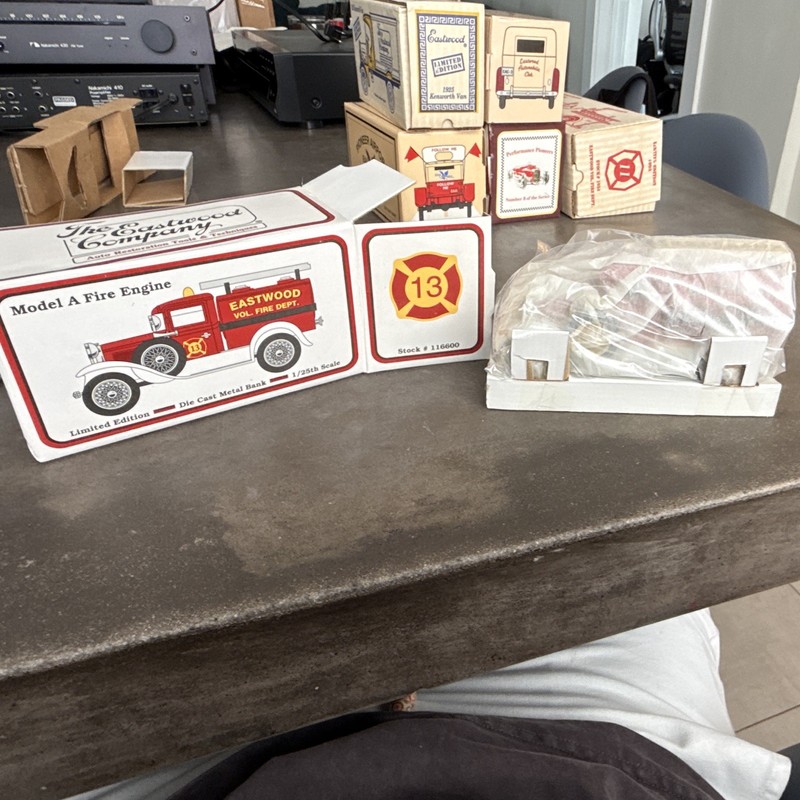 ERTL Eastwood Vol. Fire Dept. Model A Fire Engine Limited Edition 1:25 Coin Bank