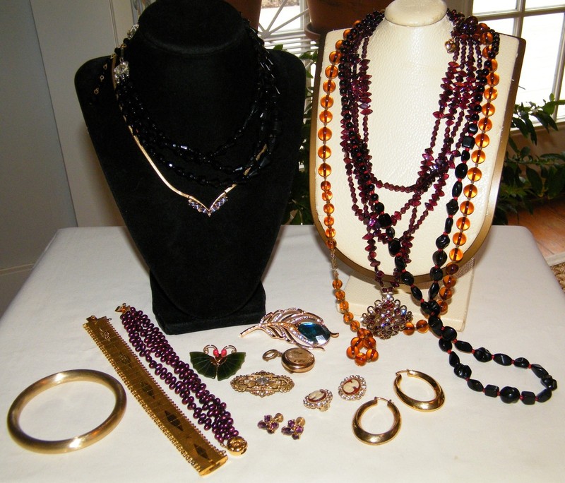 Atq/Vtg 15Pc FASHION JEWELRY LOT Garnet & Glass Beads~Coro~Carolee~JILCO~Italy
