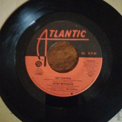 LAURA BRANIGAN: Self Control - 45 RPM 7'' featured in GTA Vice City