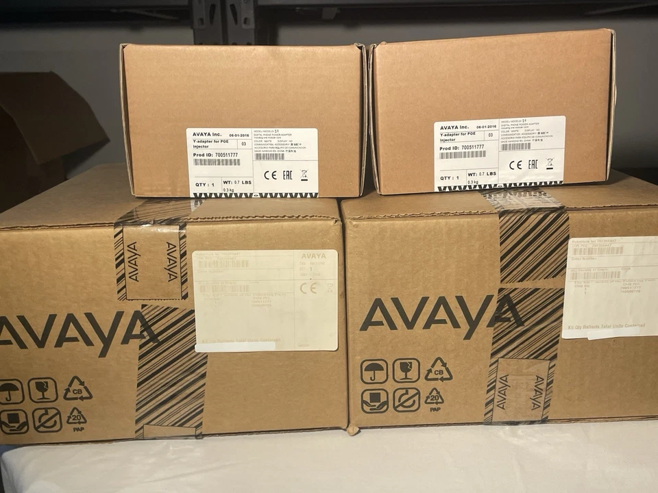Лот из 4 — Avaya Y-адаптер для инжектора POE 700511777 и комплект 700356447 ПОЛНОСТЬЮ ЗАПЕЧАТАННЫЙ - Изображение 2 из 4