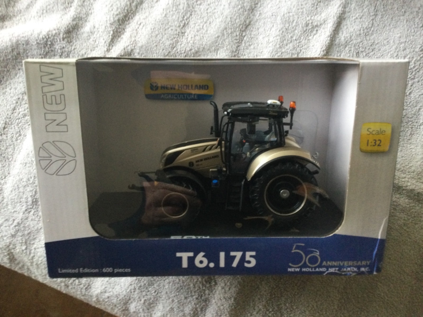 Universal Hobbies Toy Model New Holland T6-175 50th Anniversary Limited Edition