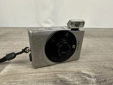 Canon ELPH 24-48mm APS Analog Film Camera Point & Shoot With Battery