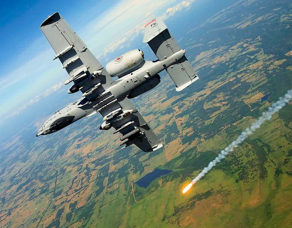 USAF A-10 サンダーボルト　フラッグパッチ Amazon.com: A-10 Thunderbolt Two Patch : Clothing, Shoes