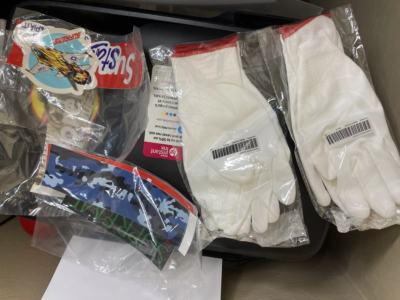 Gants caoutchoutés Supreme FW20 2 paires 2 ! Packs d'autocollants scellés