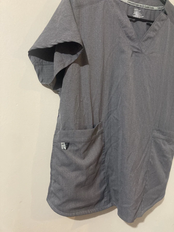 Camisa para mujer Climate Right Cuddl Duds gris jaspeado trabajo exfoliantes L ayuda de enfermera Foto 4 de 4