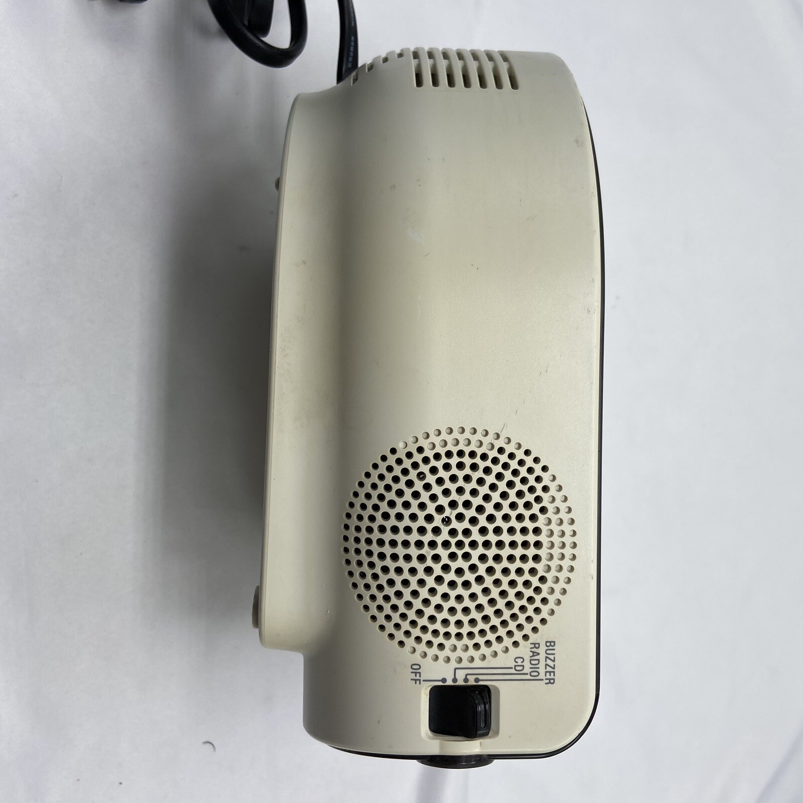 Sony Dream Machine CD AM/FM Clock Radio ICFCD814 Please Read! CD Doesn