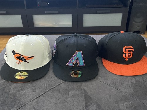 mens Fitted Hats. size 7 3/4 Best price 