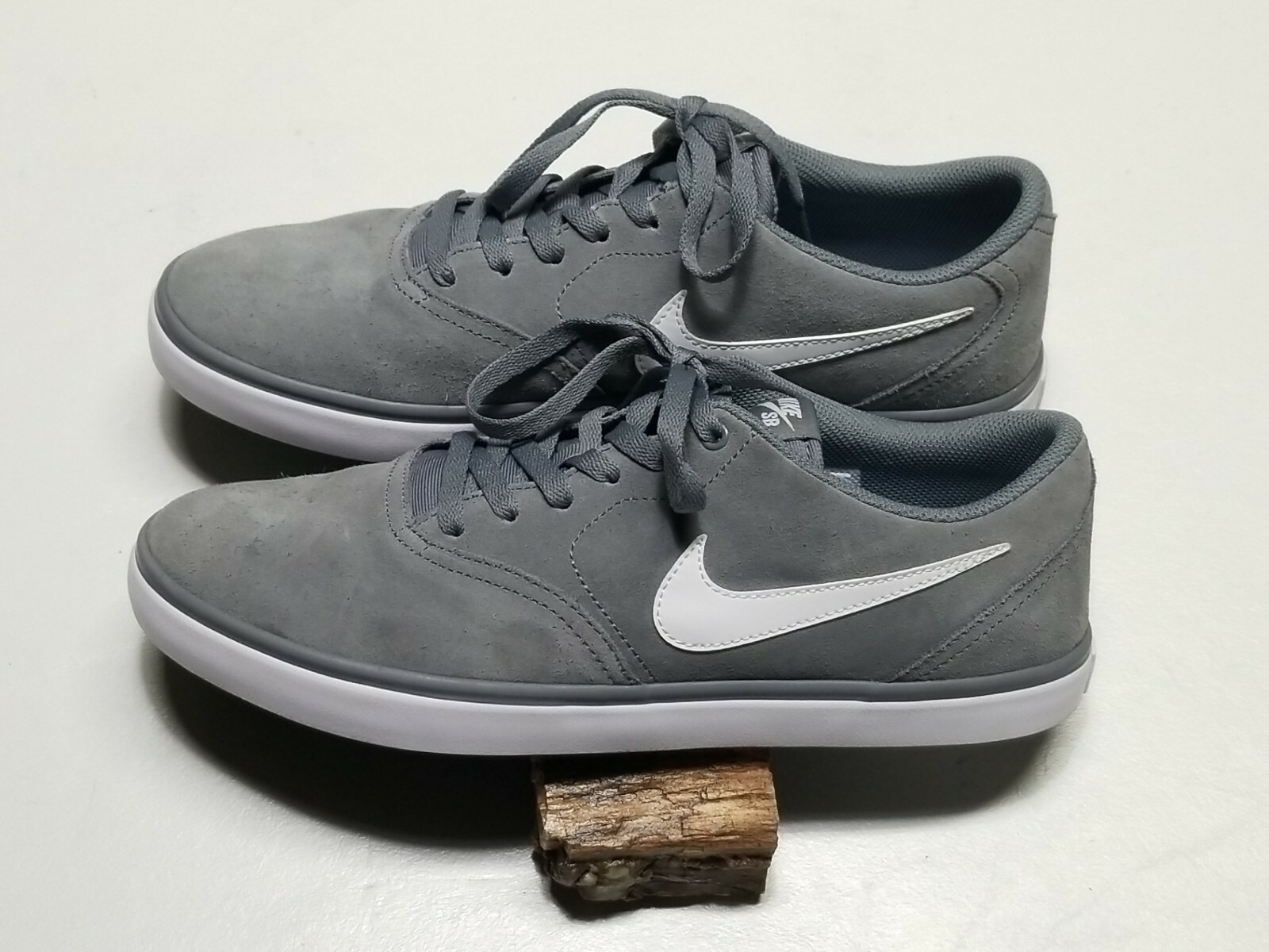 nike check solar suede