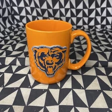 GREAT AMERICAN PRODUCTS ORANGE CHICAGO BEARS METAL MEDALLION  BEAR NFL