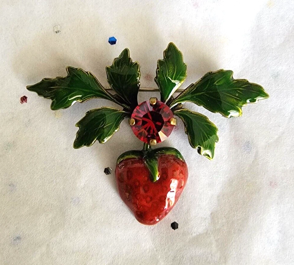 ZAZOU FRANCIA ESMALTE ROJO FRESA CON PIN DE CRISTAL ROJO FACETADO GRANDE BRILLANTE Foto 2 de 3