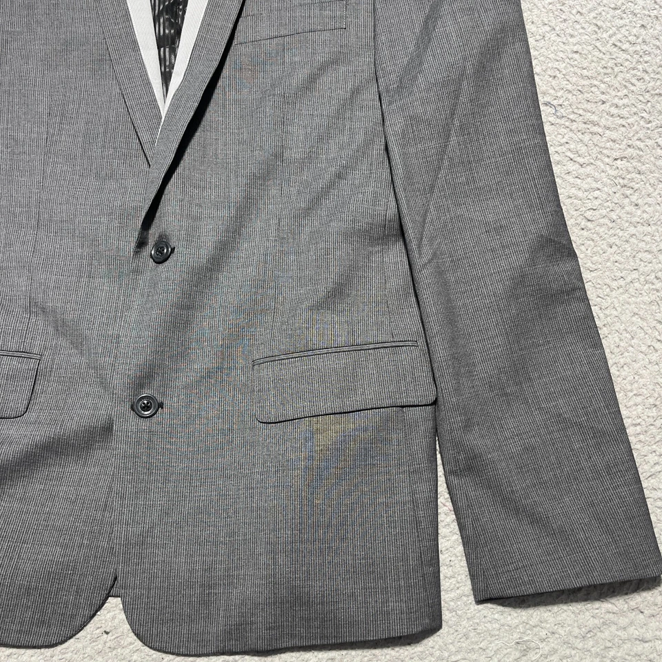 Blazer Guess by Marciano Para Hombre XL Gris Lana Merino 2 Botones Pin Rayas Nuevo  Foto 2 de 4