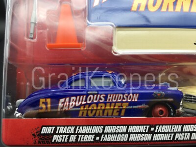 51 HUDSON HORNET ミニカー 2台セット Disney Pixar Cars Dirt Track Hudson Hornet & Leroy Heming 2 Pack