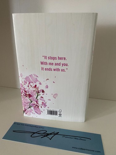 SIGNED It Ends With Us Colleen Hoover Waterstones Exclusive Stenciled Edges book - Picture 3 of 9