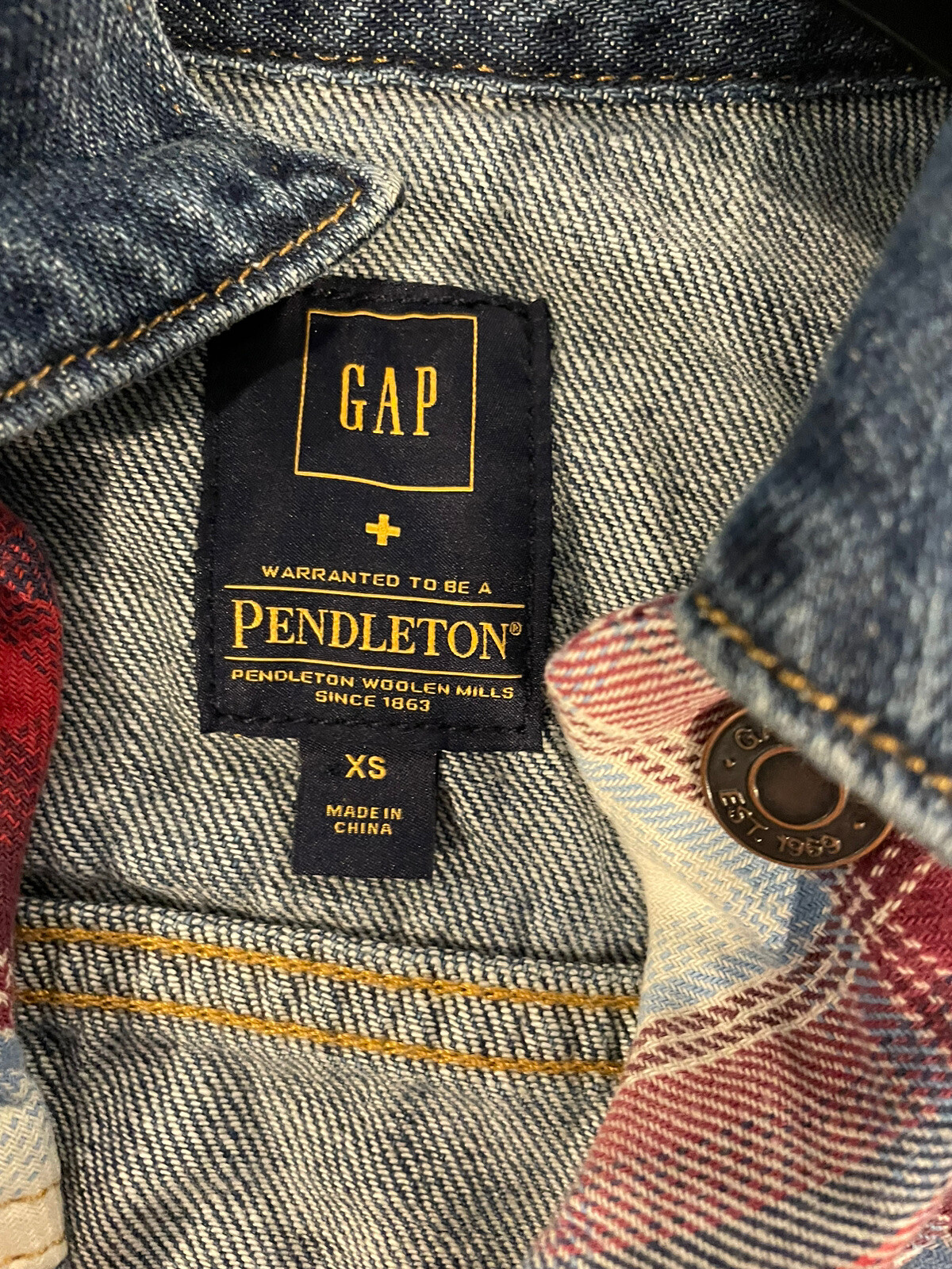 Gap + Pendleton Jean Jacket with Plaid Flannel De… - image 4