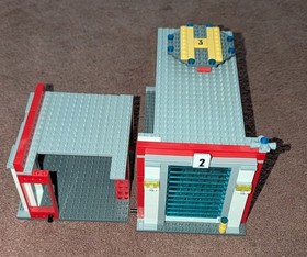 LEGO CITY: Fire Station (60110) w/ Instruction Manuals Incomplete *READ*