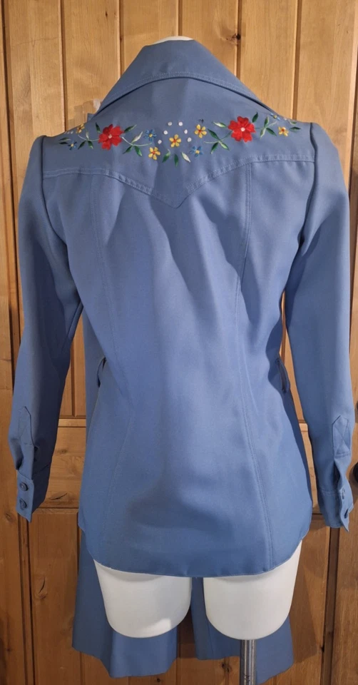 Traje Chaqueta Pantalones Rockabilly Western Años 70 Azul Floral Bordado Foto 2 de 4
