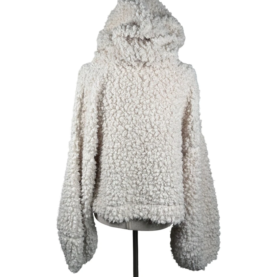 Pulôver com capuz Free People creme difuso pelúcia Sherpa lã tamanho M - Imagem 2 de 4