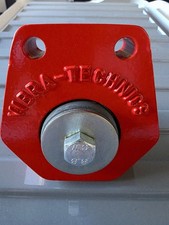 Vibra Technics Fast Road Engine Mount Rare Red RHS Ford Focus MK1 98-04 FOR239M