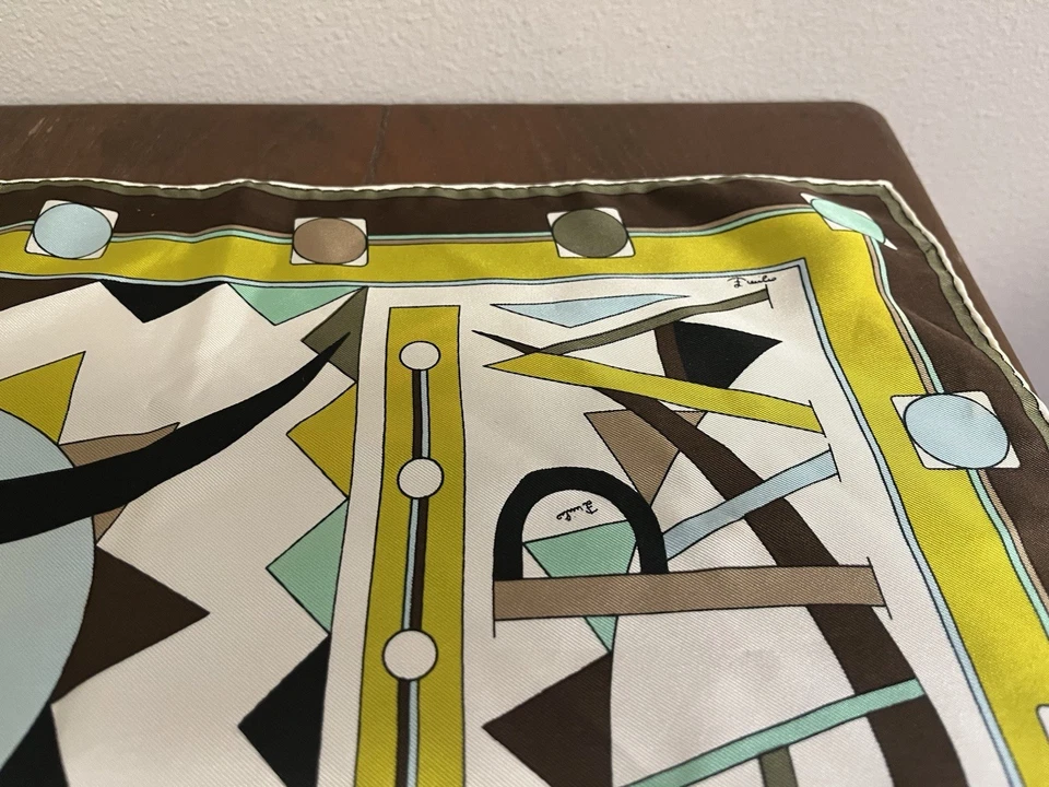 "Pañuelo geométrico vintage Emilio Pucci 17x17"" seda años 60" Foto 4 de 4
