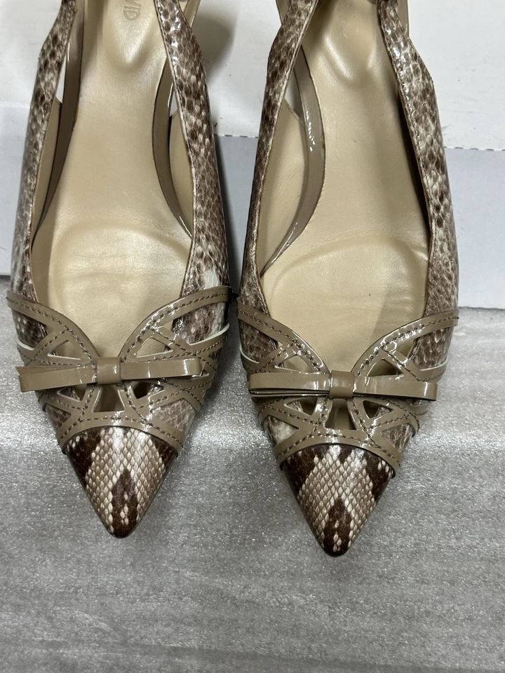 Joan And David Mujer Marrón Piel de Serpiente Eslinga Espalda Talla 8 Acento Dorado Top Lazo Foto 2 de 4