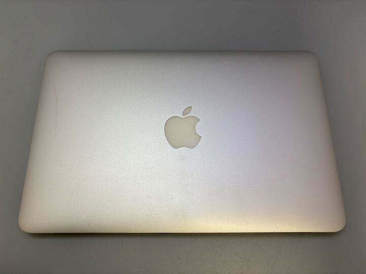 Mid 2012 Apple MacBook Air 11