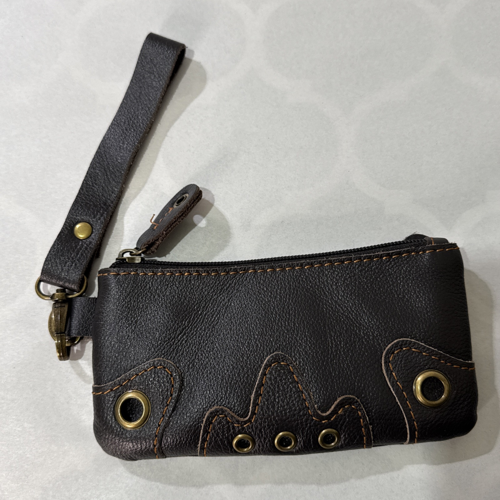 Ameri Women's Dark Brown Leather Wristlet Wallet … - image 2