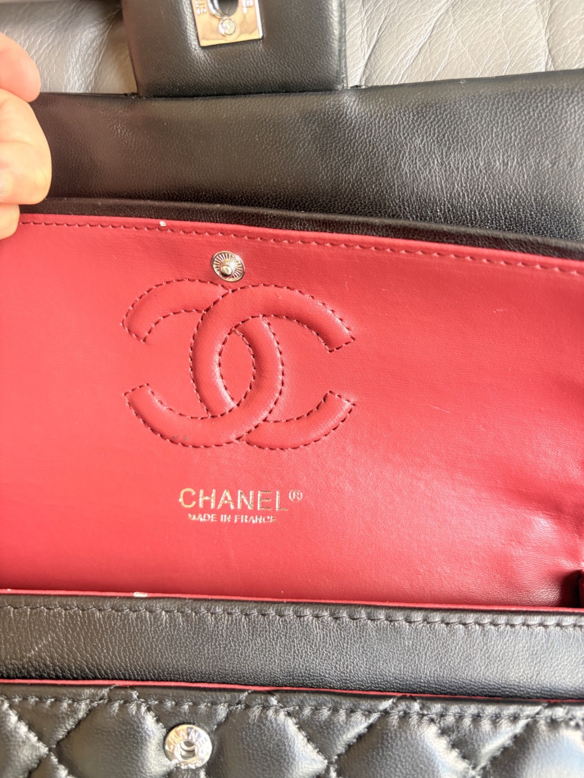 Chanel Classic Double Flap Handbag, Black Leather in size Medium size Authentic image 6