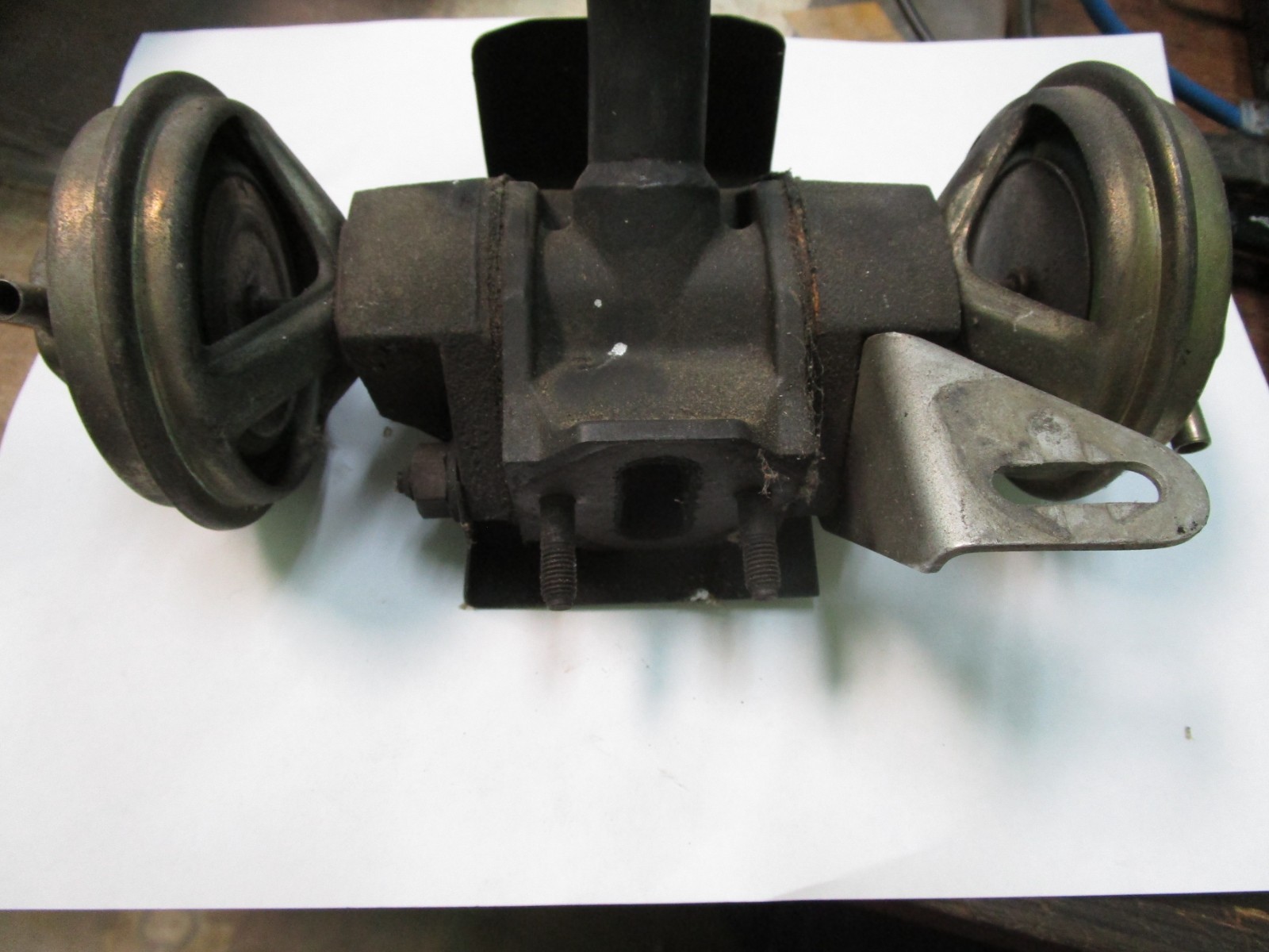 Rolls-Royce Silver Shadow Egr valve