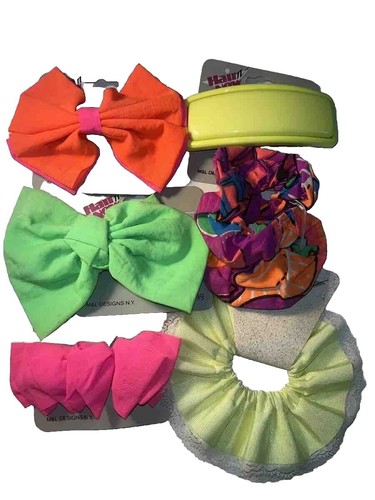 Kilte Collection The Bow Hair Barrette in Black 100  display picture 2