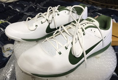 green nike baseball cleats