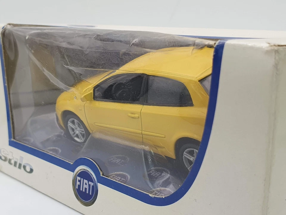 FIat Stilo Norev 1/43 Giallo - Immagine 3 di 3