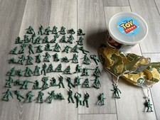 Toy Story Bucket O Soldiers 69 Green Army Soldiers Thinkway for Disney Pixar