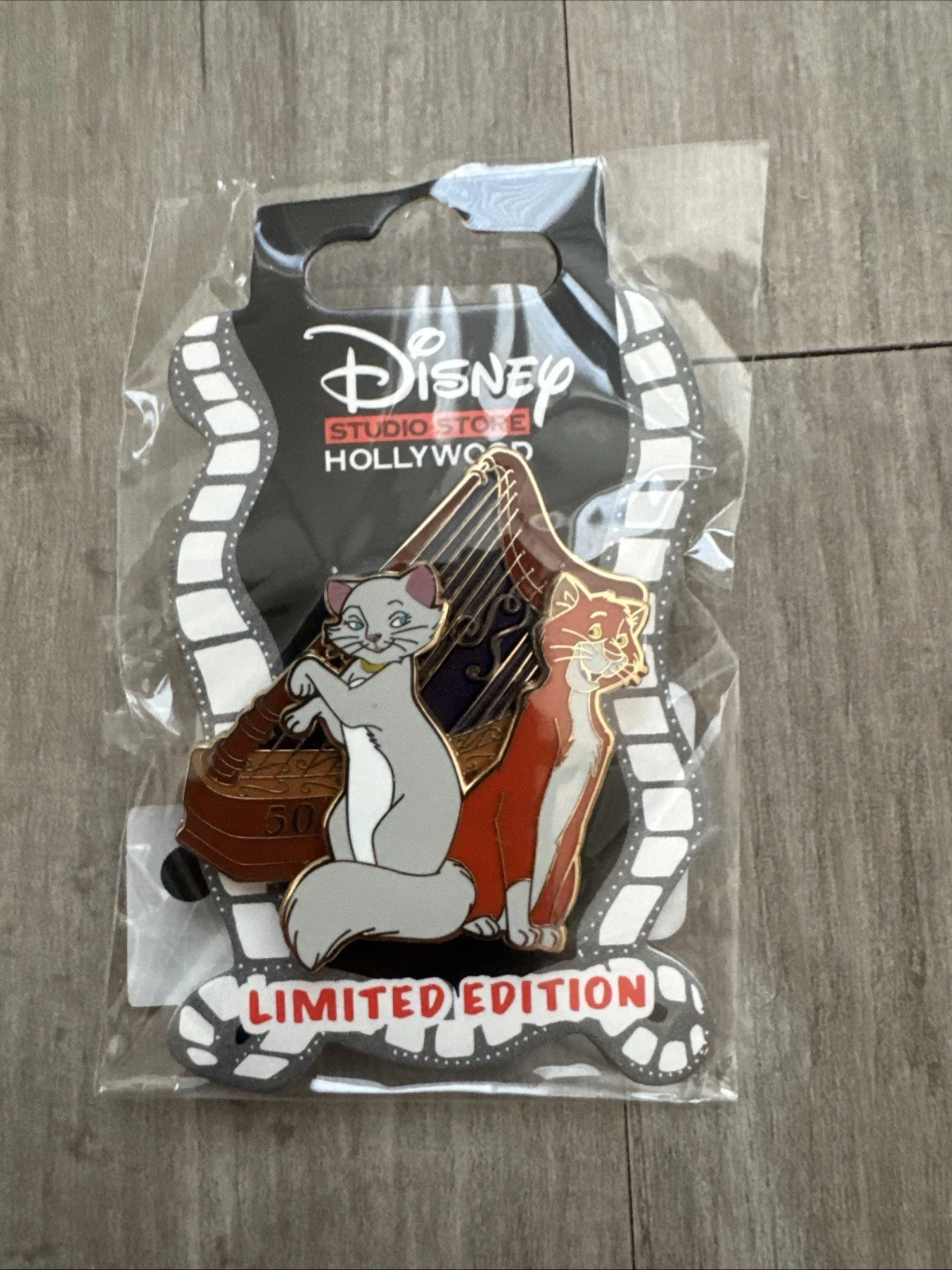 DSSH Duchess and O’Malley The Aristocats 50th Anniversary LE 400 Disney Pin