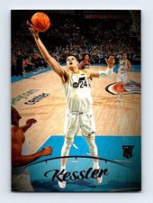 #144 2022-23 Chronicles Luminance Base - Walker Kessler RC Jazz