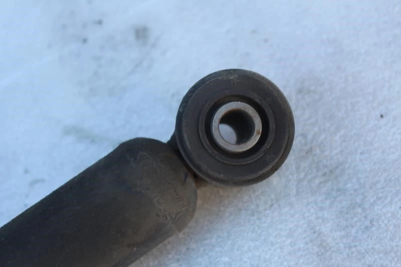 1999 LEXUS SC400 FRONT STRUT SPRING - Image 3 of 4