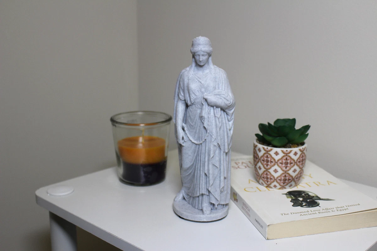 Queen Zenobia Statue