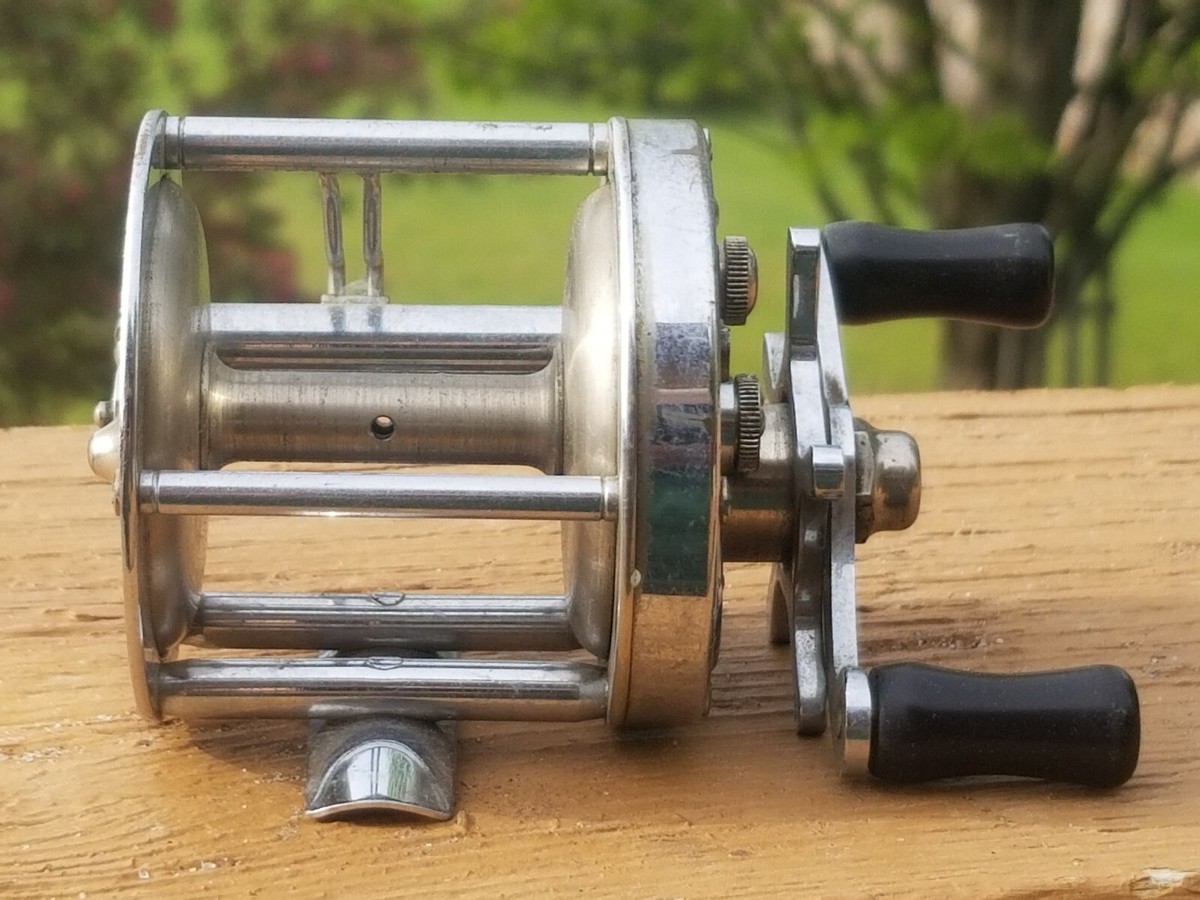 Old Vintage Pflueger Rocket 1355 fishing reel | eBay