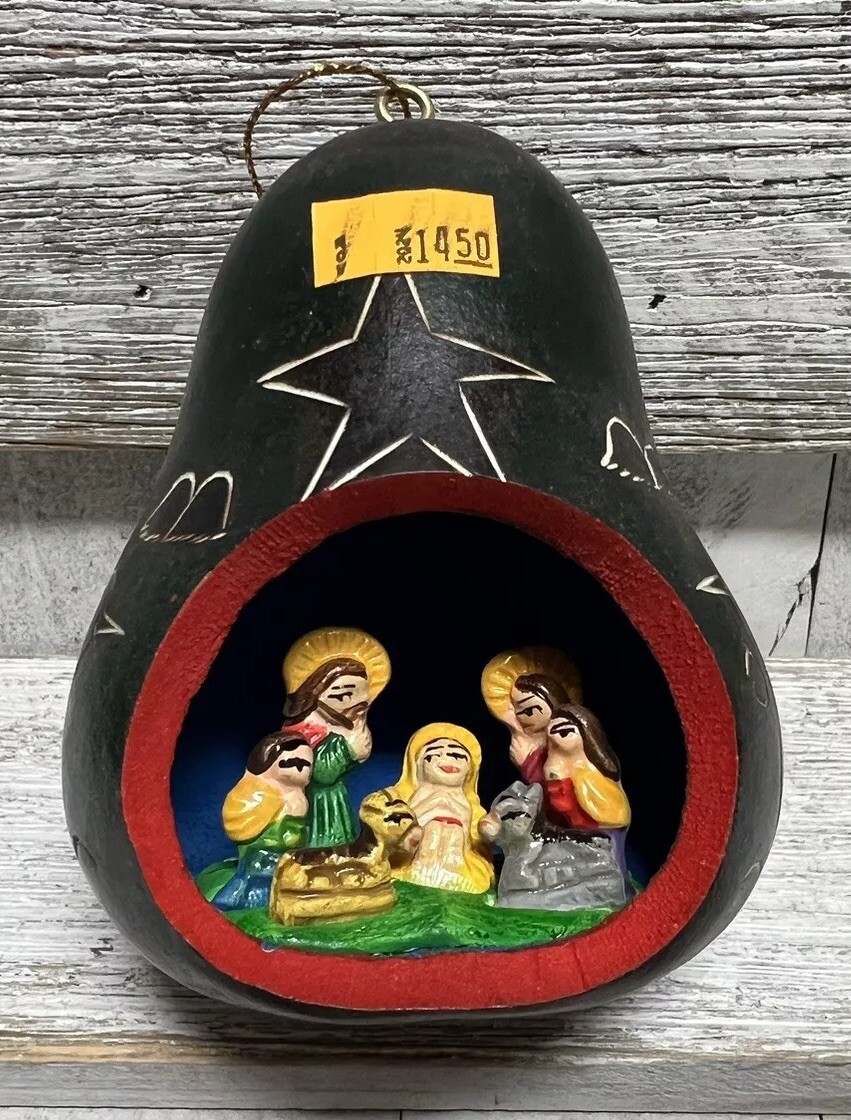Peruvian Handcrafted Gourd Folk Art Nativity Scene Christmas Ornament 4.25”
