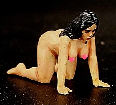 USA Duty Paid Painted Exotic Female Slave D&D NPC collection miniatures for RPG