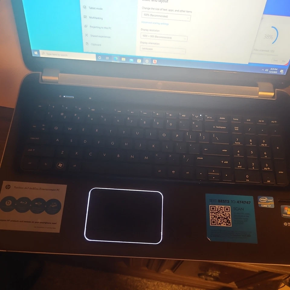 HP Pavilion DV7 15-inch, AMD, 8GB with power cord "battery problems" - Image 2 of 4