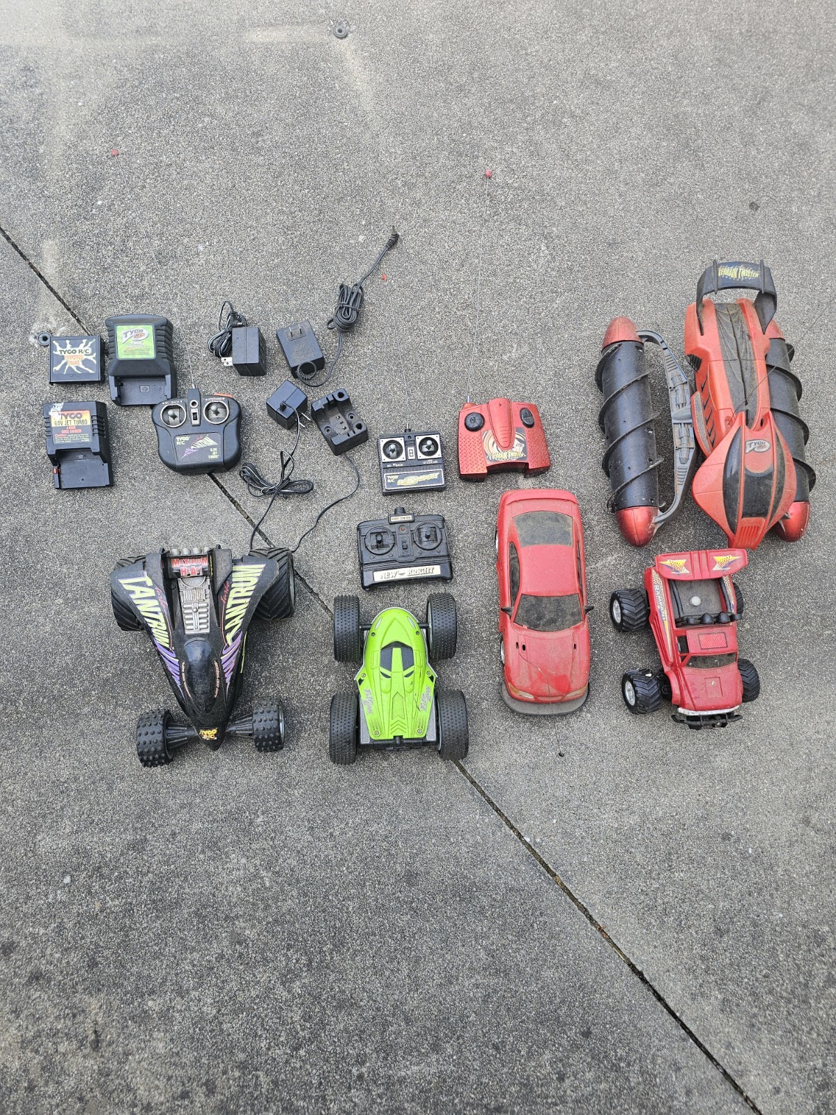 Lot + Accessories