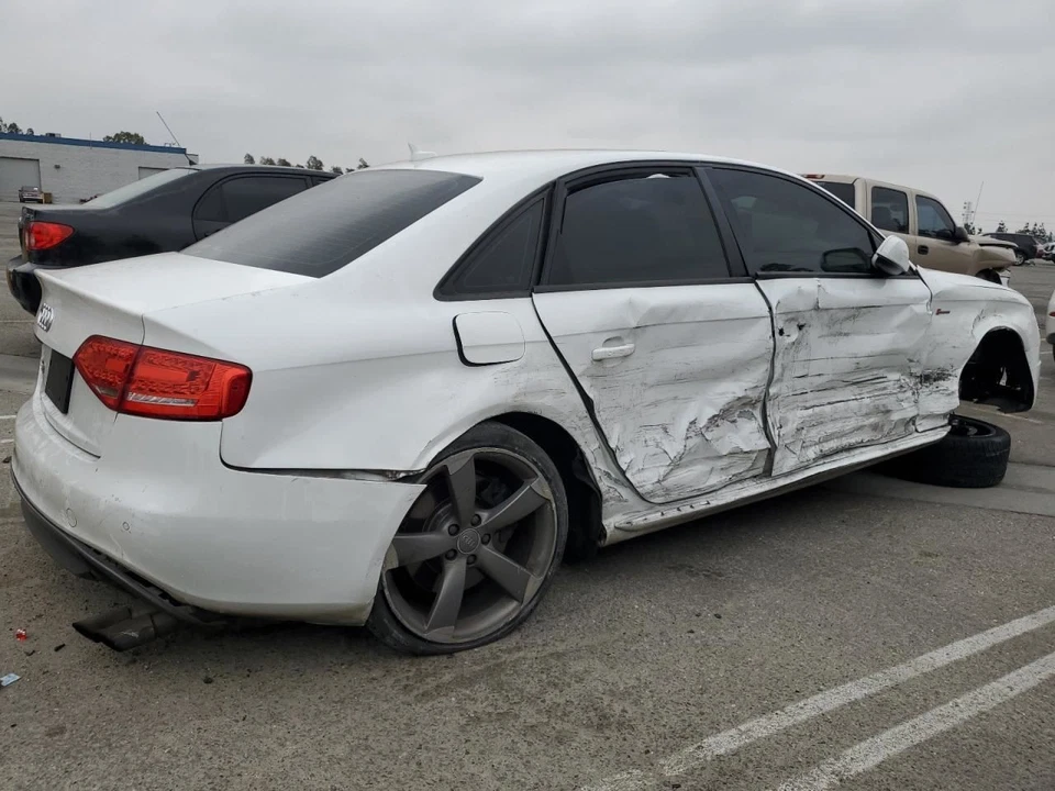 WHT DECKLID TAILGATE 2010-2012 AUDI S4 AUDI Foto 3 de 4